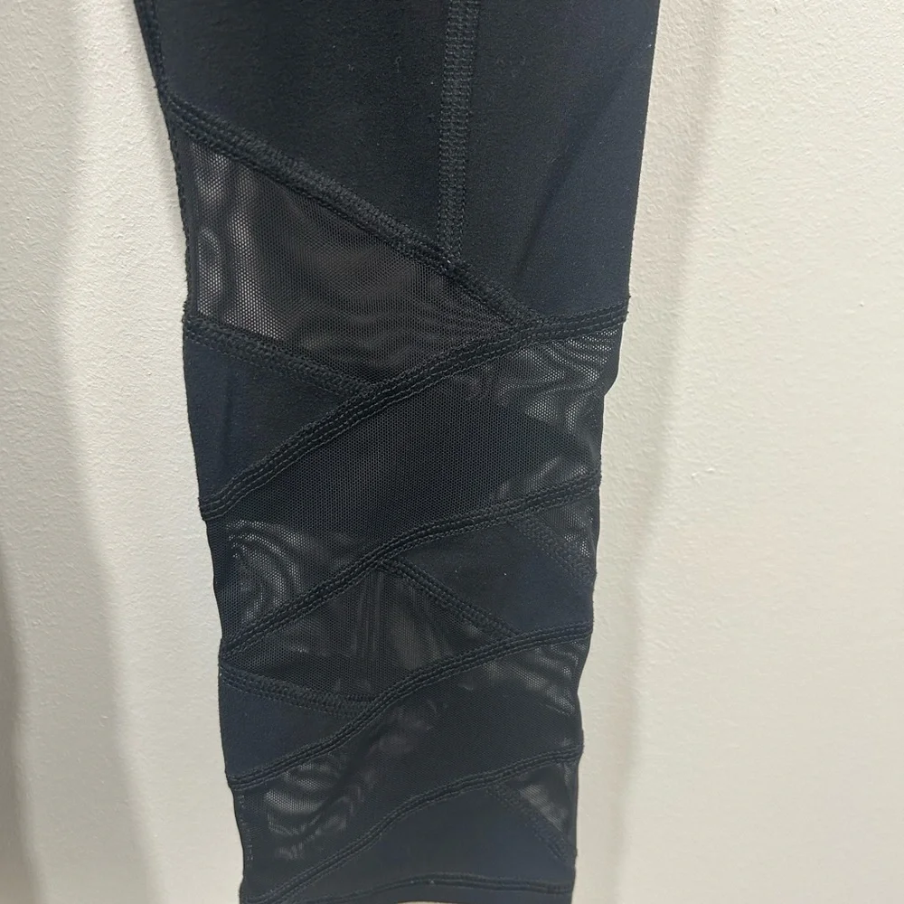Athleta Leggings Size‎ XXS Black Mantra Capri Yoga Women’s 23” Inseam Gym Soft
